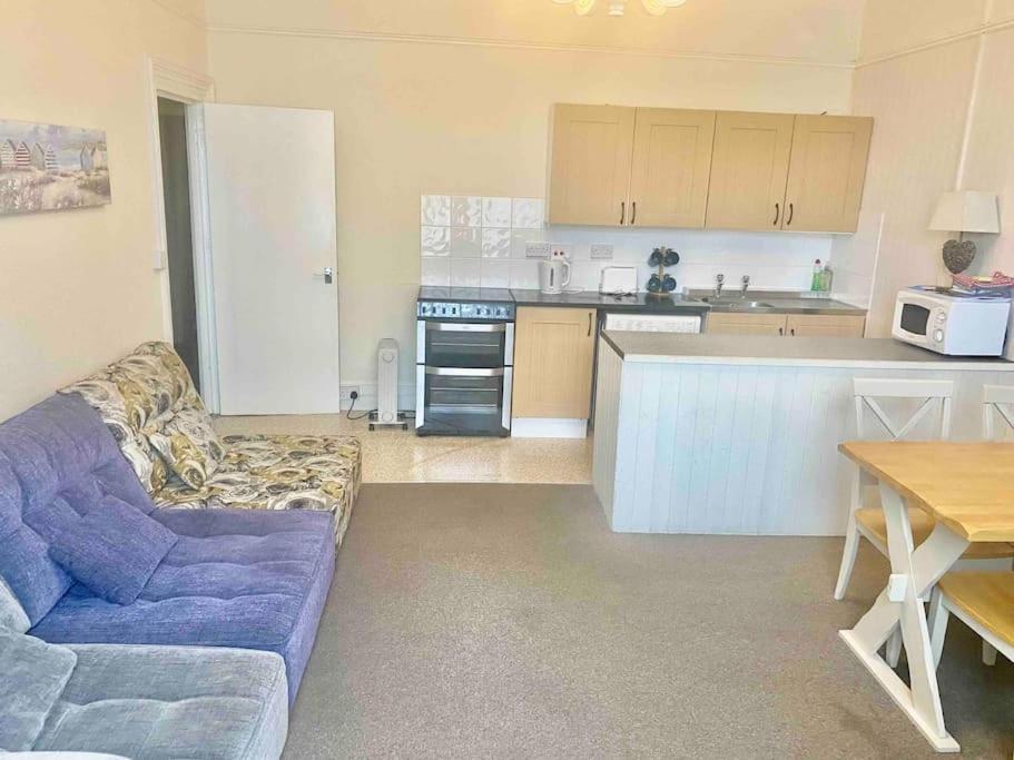 Bright 2 Bedroom Apartment Near Seafront Central Penzance Exterior foto