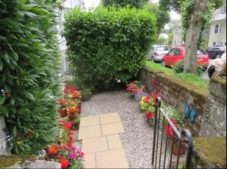 Bright 2 Bedroom Apartment Near Seafront Central Penzance Exterior foto